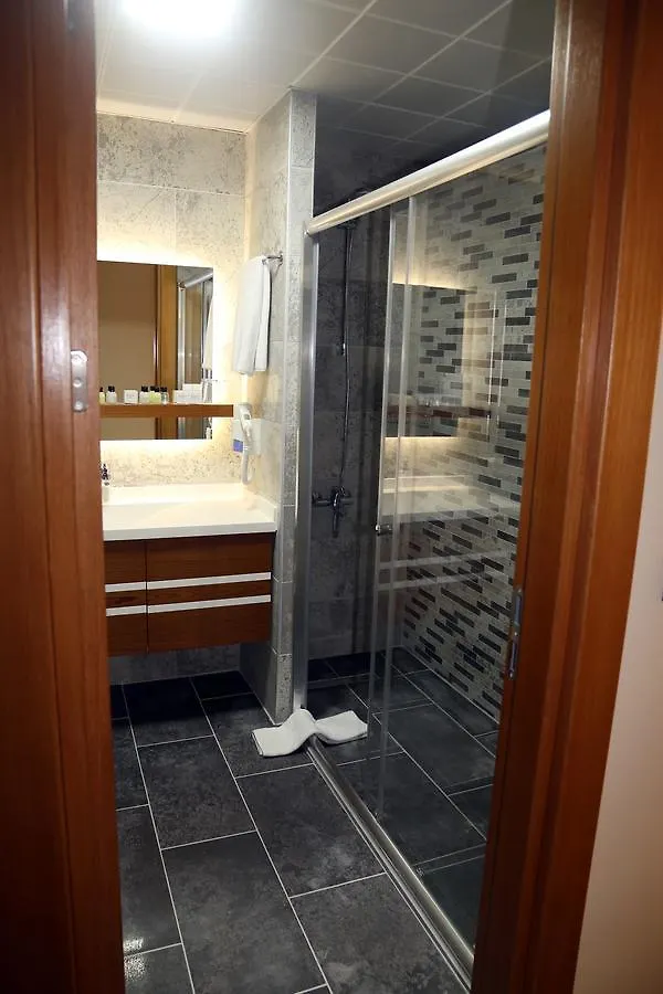 Yol Is Holiday Trabzon Hotel